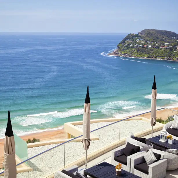 Terrasse auf einer Klippe in Whale Beach mit Meerblick in Sydney