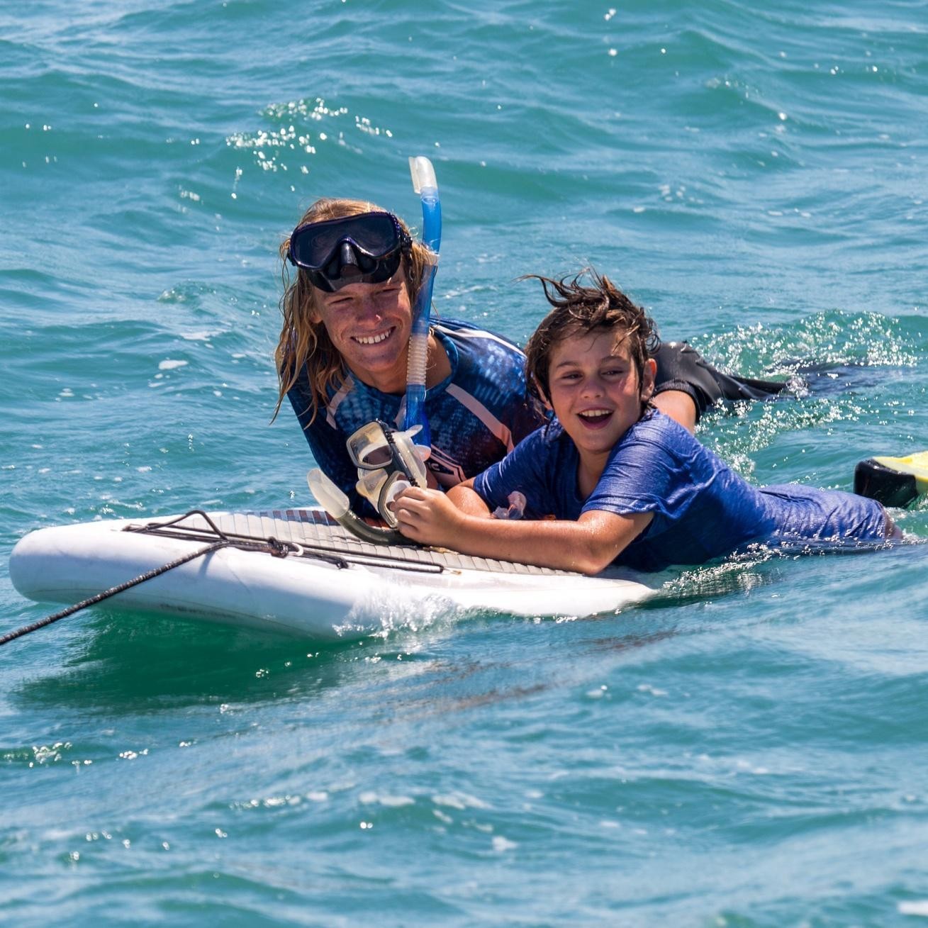 Aus magnetic island sailing snorkeling family see and do active