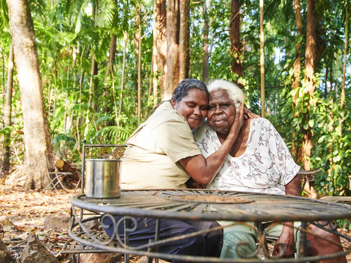 Auz nt indigenous tours 3 family easy going