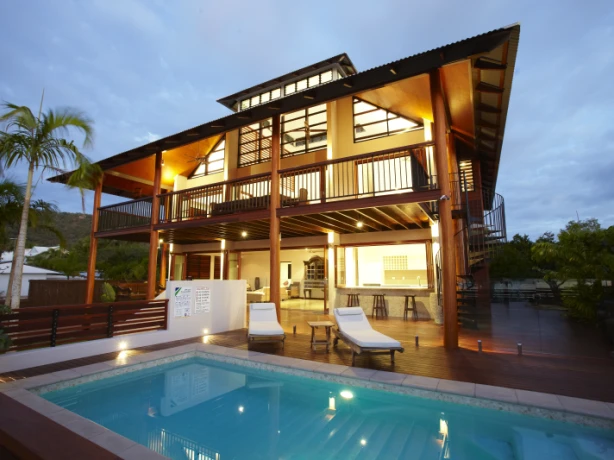 Aus magnetic island villa garden view family stays luxury