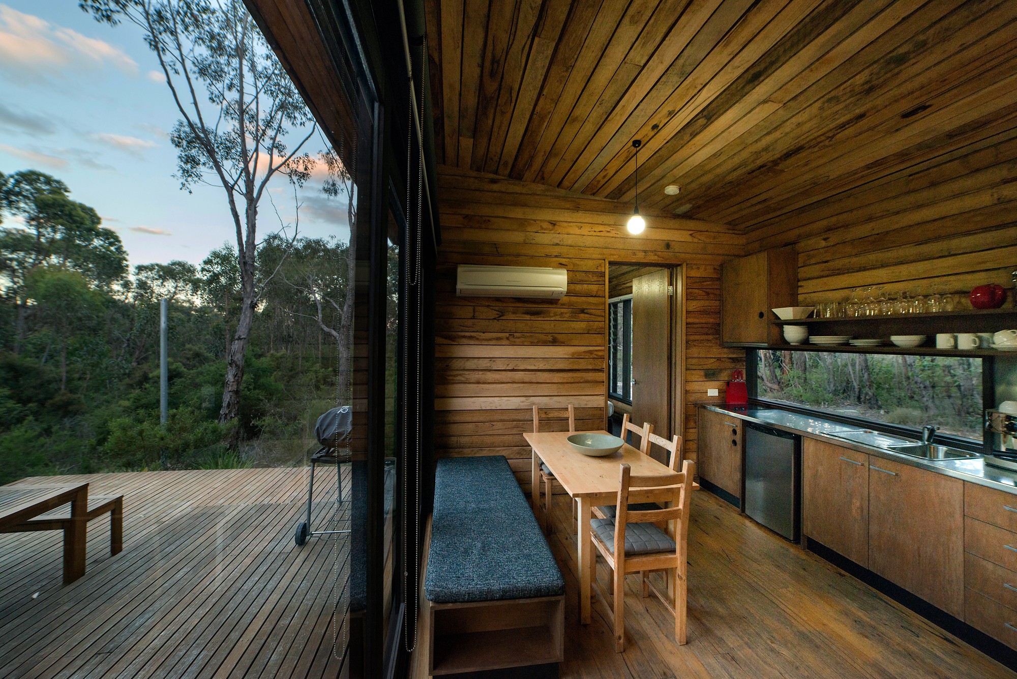 Aus victoria cabin nature kitchen view family stays very comfortable