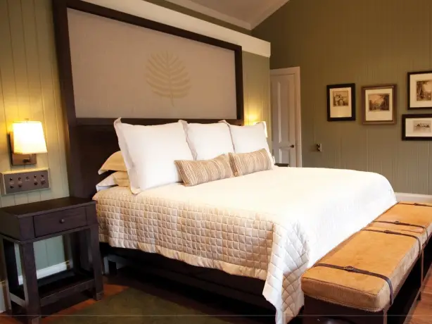 Auz emirates wolgan valley resort 2 family luxury