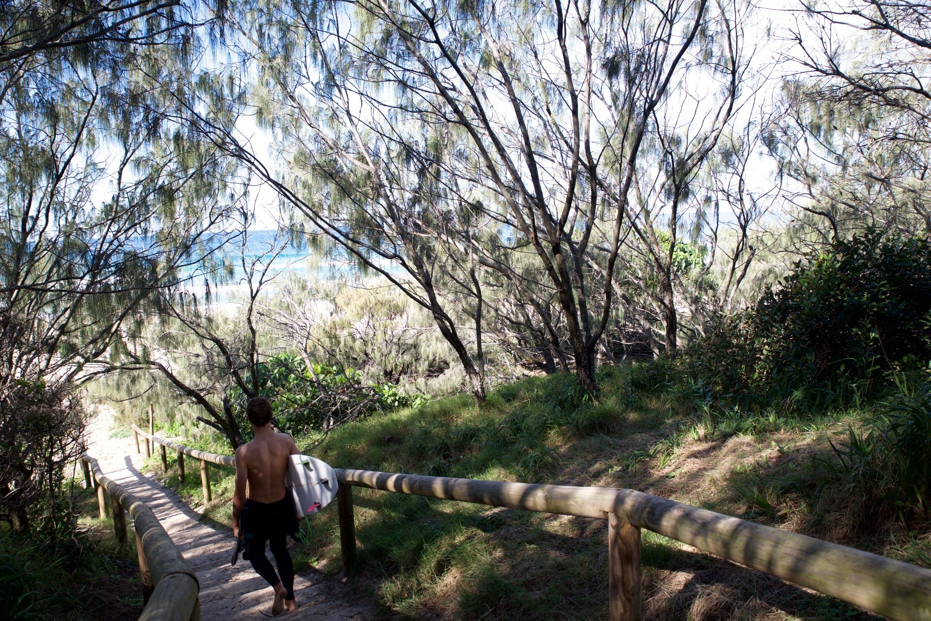 Australien Queensland Noosa Surfer