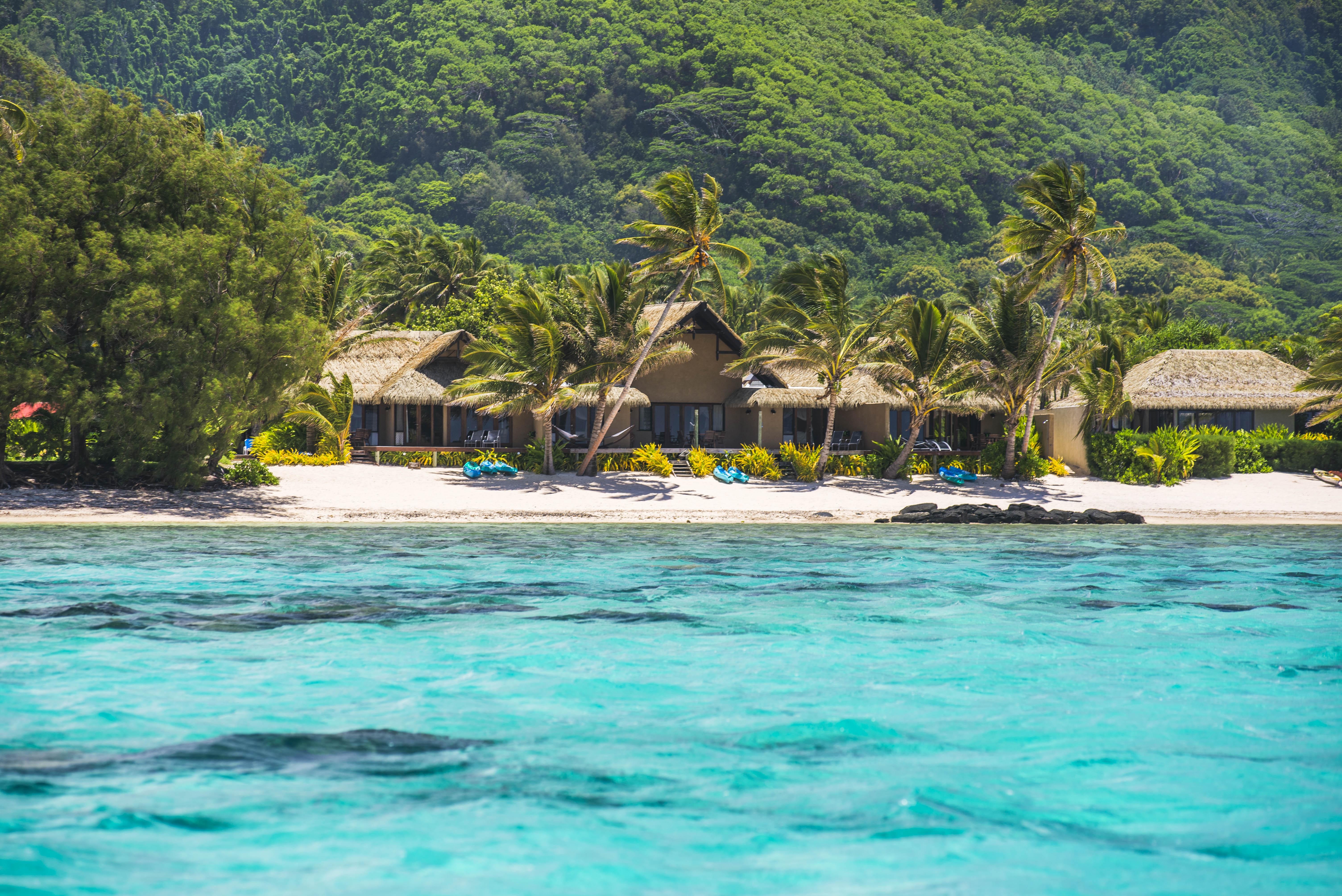stopover cook islands beach resort