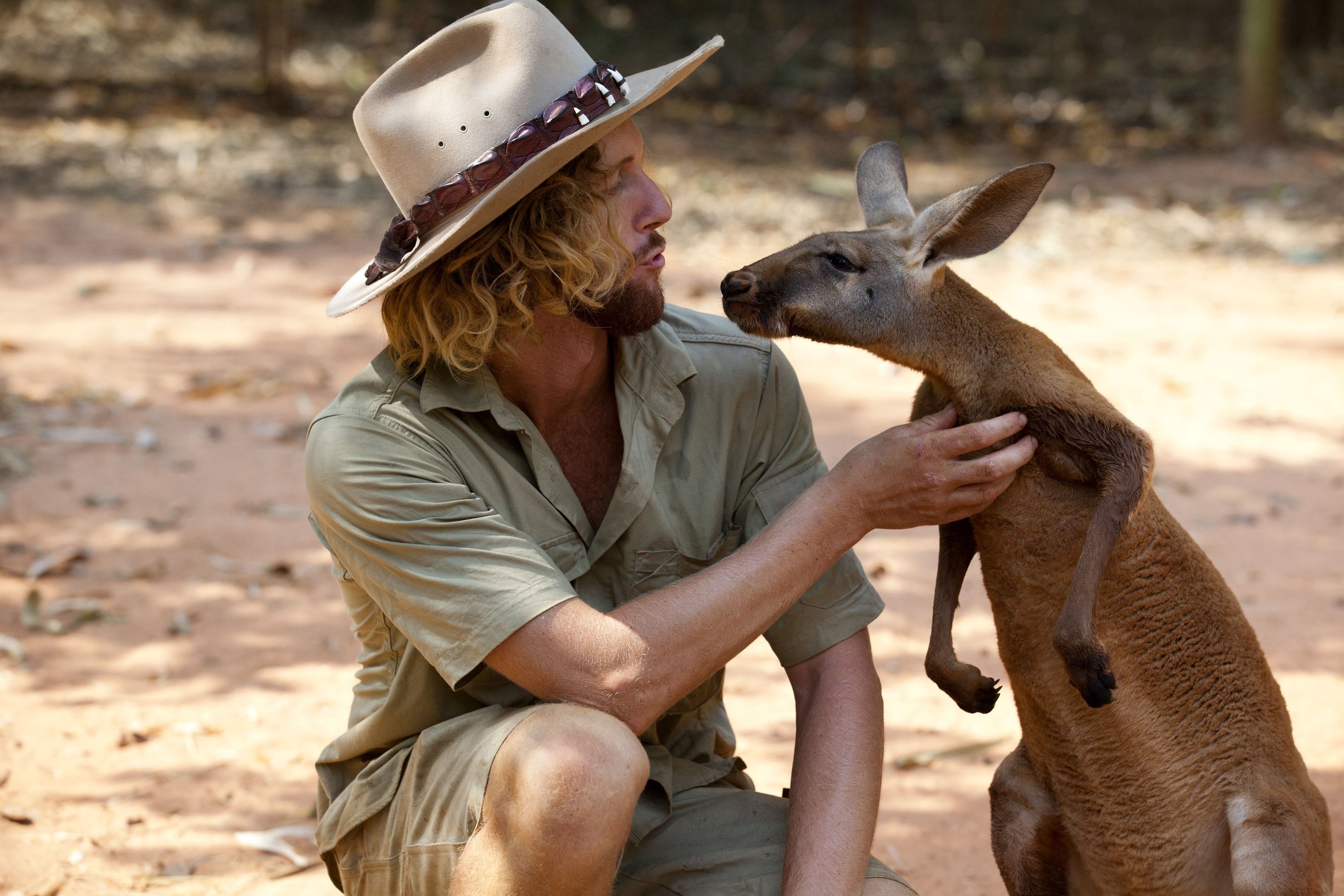 aus local guide kangaroo outback