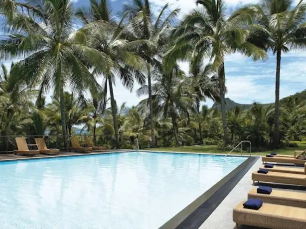 aus hamilton island pool