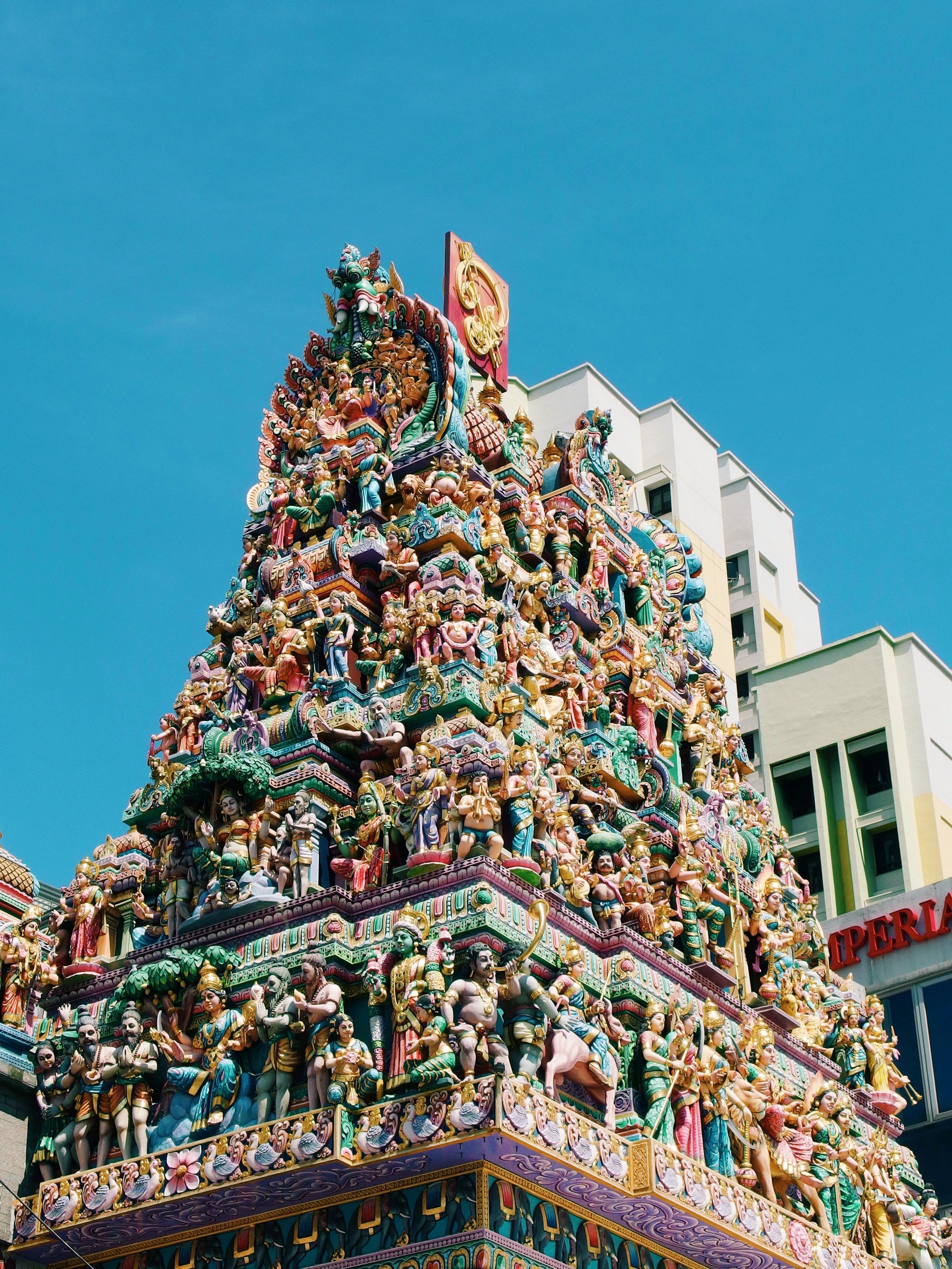Een kleurrijke tempel in Singapore