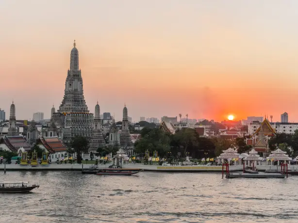 Blick auf die Stadt und den Fluss von Thailand, Bangkok