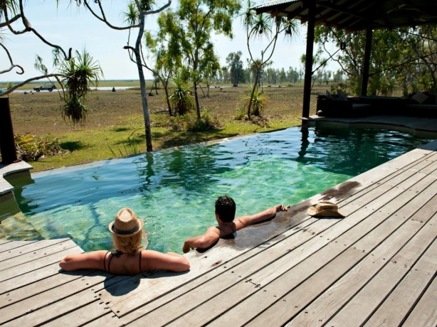 AUS - couples - pool and bush