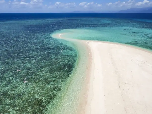 Australien queensland great barrier reef schnorcheln strand spaziergang weißer sandstrand