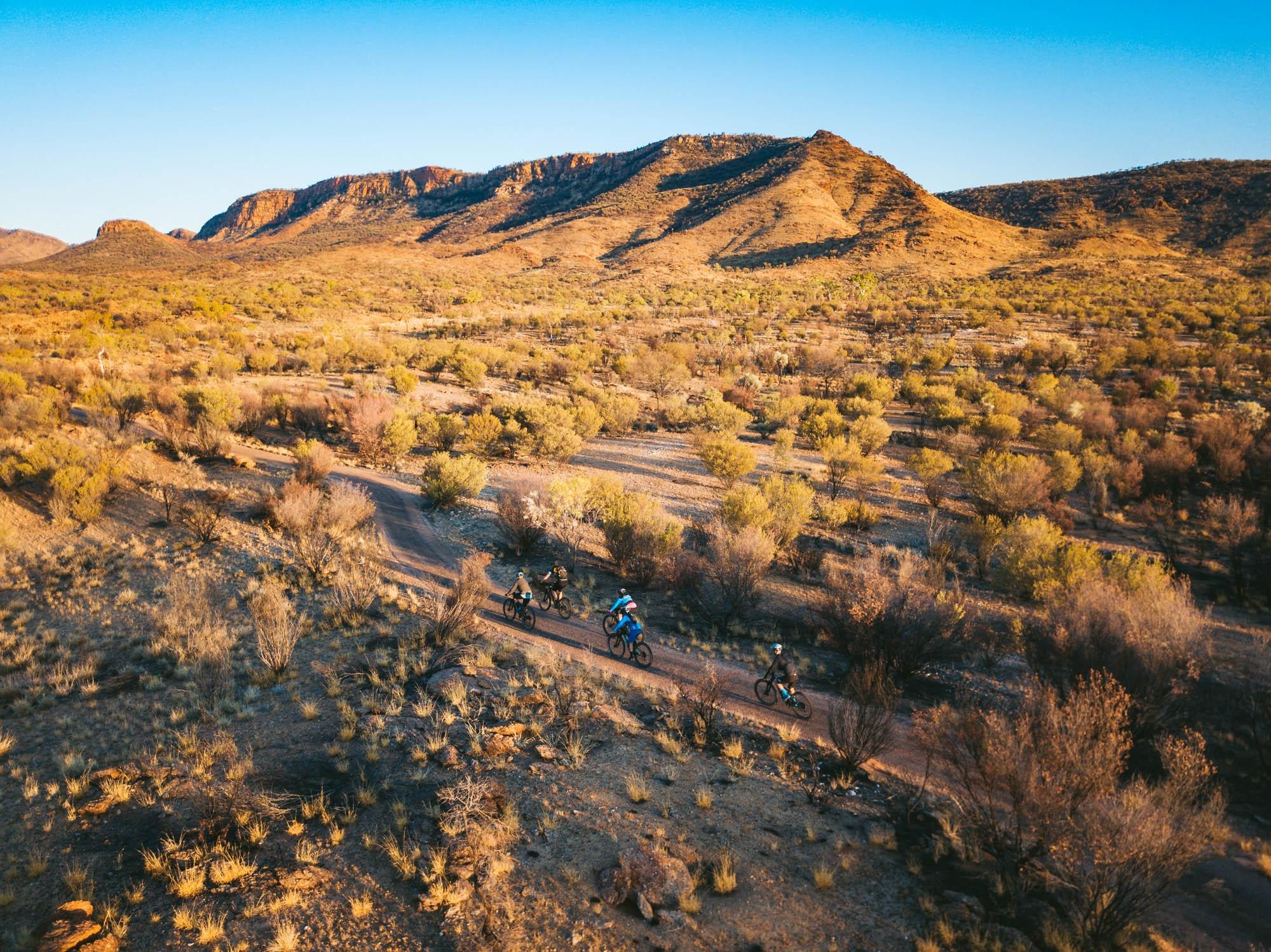 Auz outback cycling alice springs 1 partner active