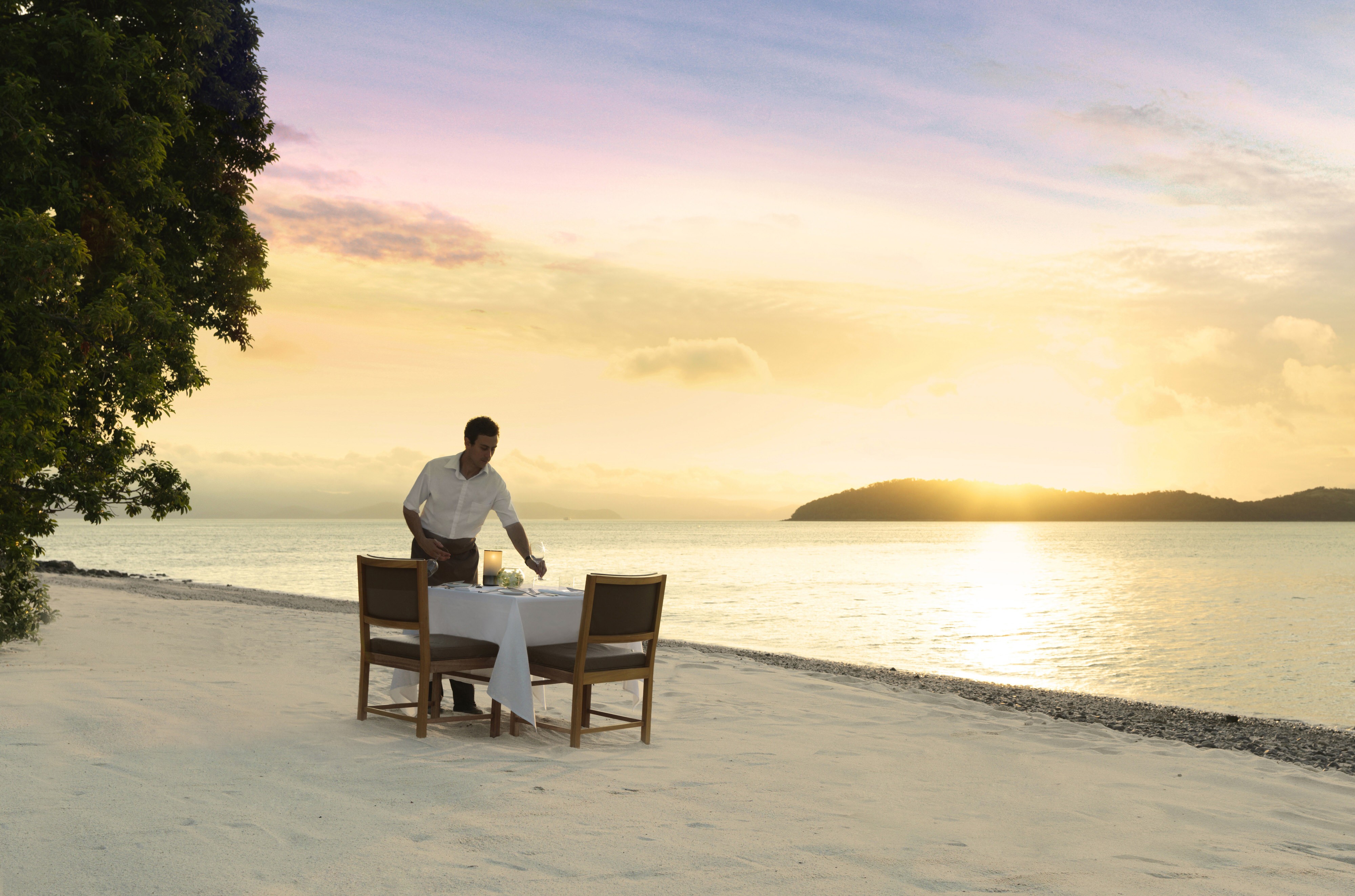 Aus hamilton island relax beach private dinner partner stays luxury