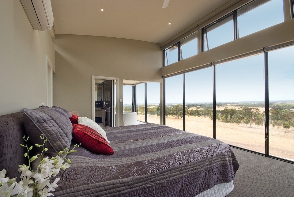 Aus mclaren vale winery retreat bedroom view partner stays luxury