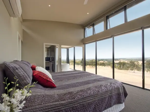 Aus mclaren vale winery retreat bedroom view partner stays luxury