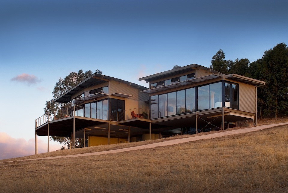Aus mclaren vale winery retreat outside view partner stays luxury