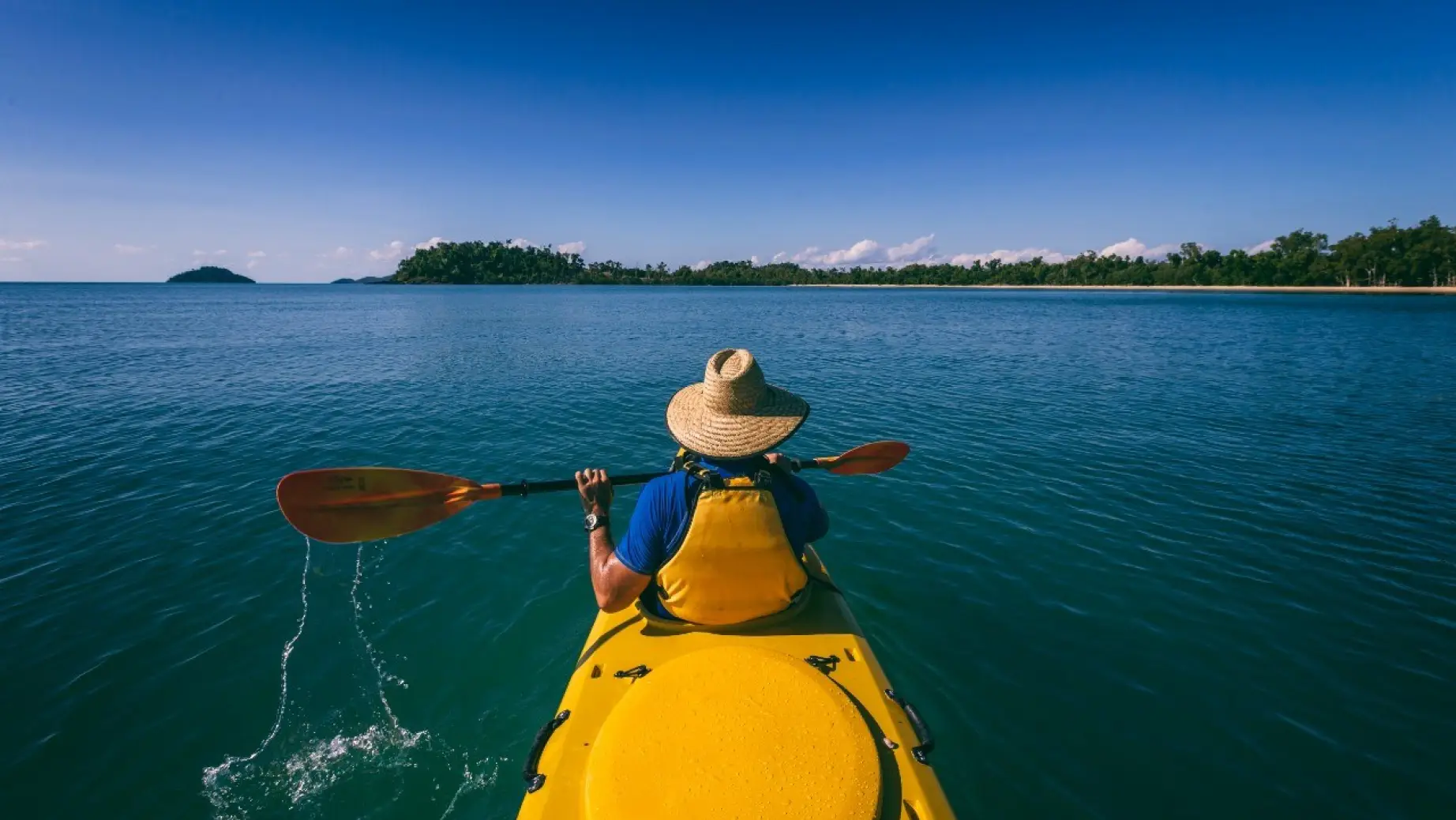 aus mission beach kayaking