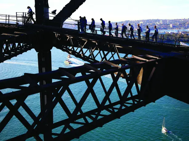 Au sydney harbour bridge climb solo see and do adventurous