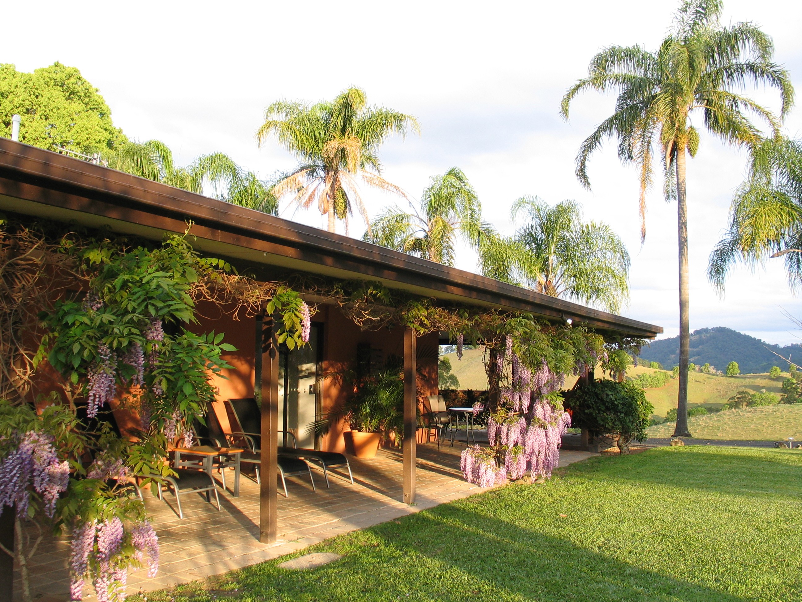 Auz hillcrest bed and breakfast solo comfortable 2