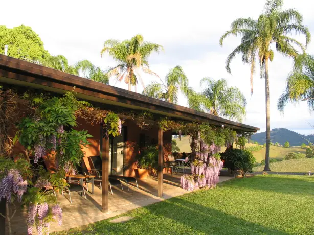 Auz hillcrest bed and breakfast solo comfortable 2