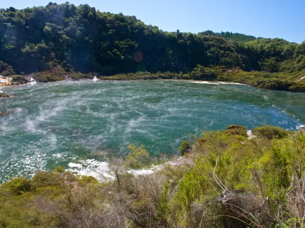 Nz rotorua geothermal activity