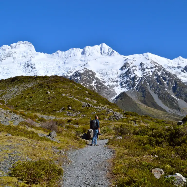 Nz general activities mount cook hiking trail