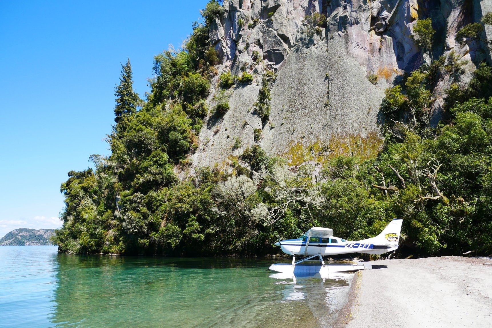 Nz taupo floatplane