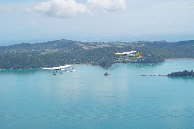 Nz waiheke island scenic flight