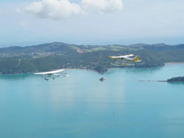 Nz waiheke island scenic flight