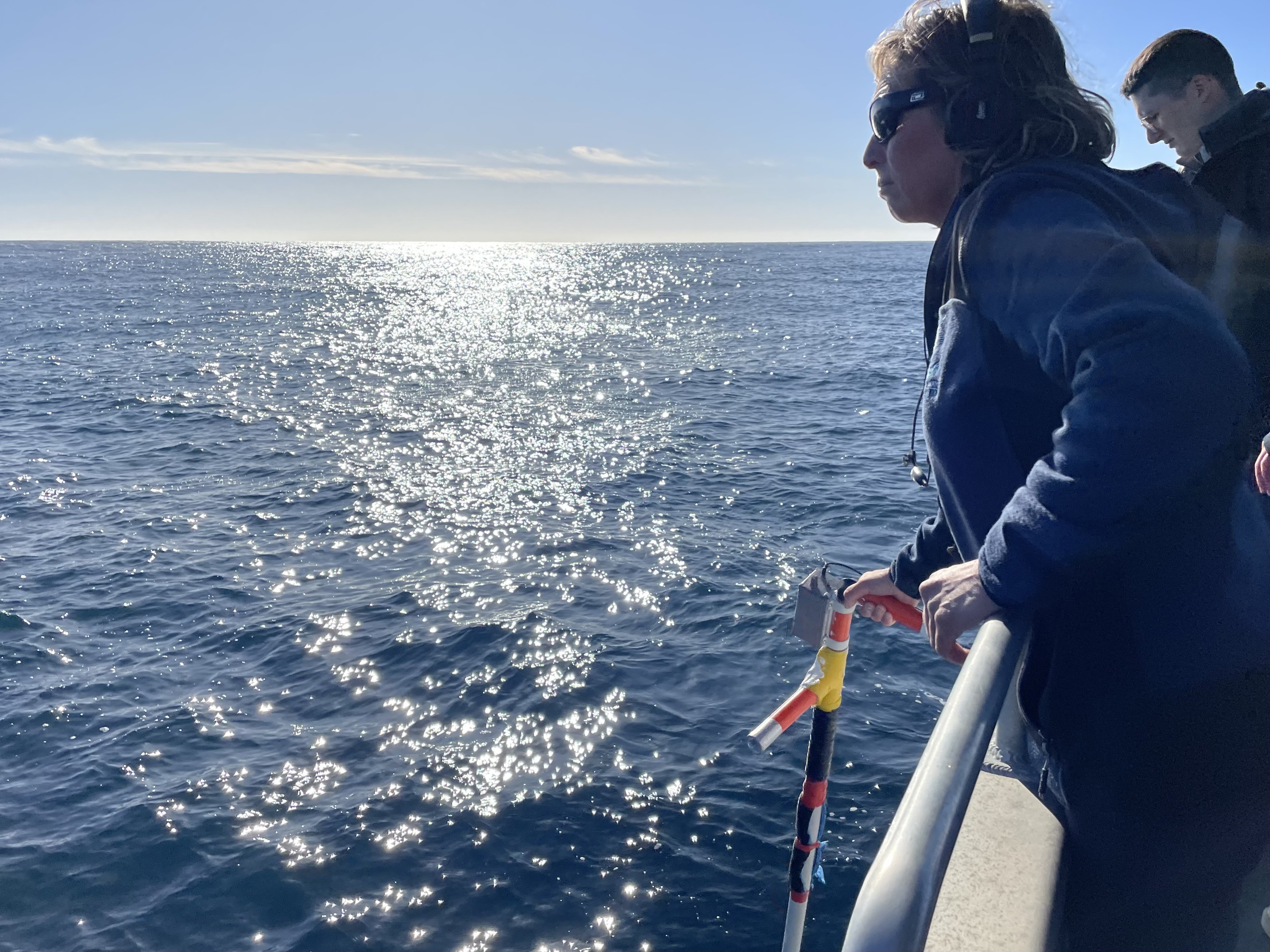 NZ Kaikoura listening for whales2
