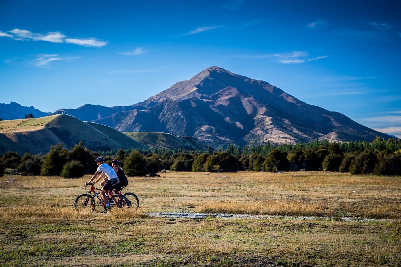 Nz wanaka bike tours 3 solo adventure