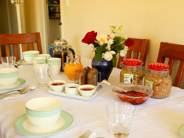 Nz ashcroft gardens bed breakfast napier cuisine food