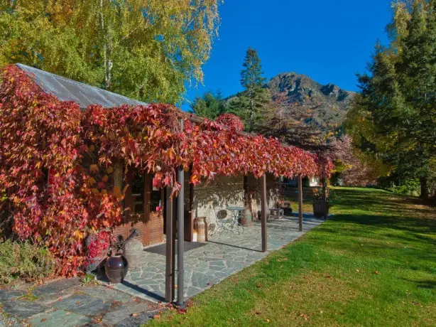 NZ - Arrowtown autumn