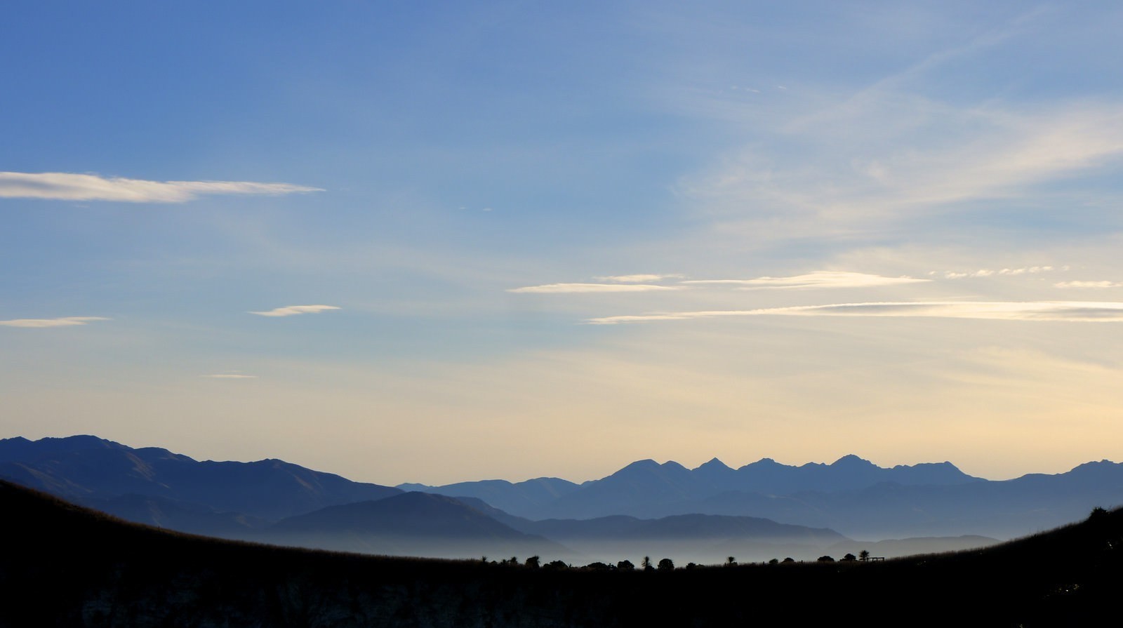 nz-south-queenstown-te anau mountains-discoverpage detail-nationalparks