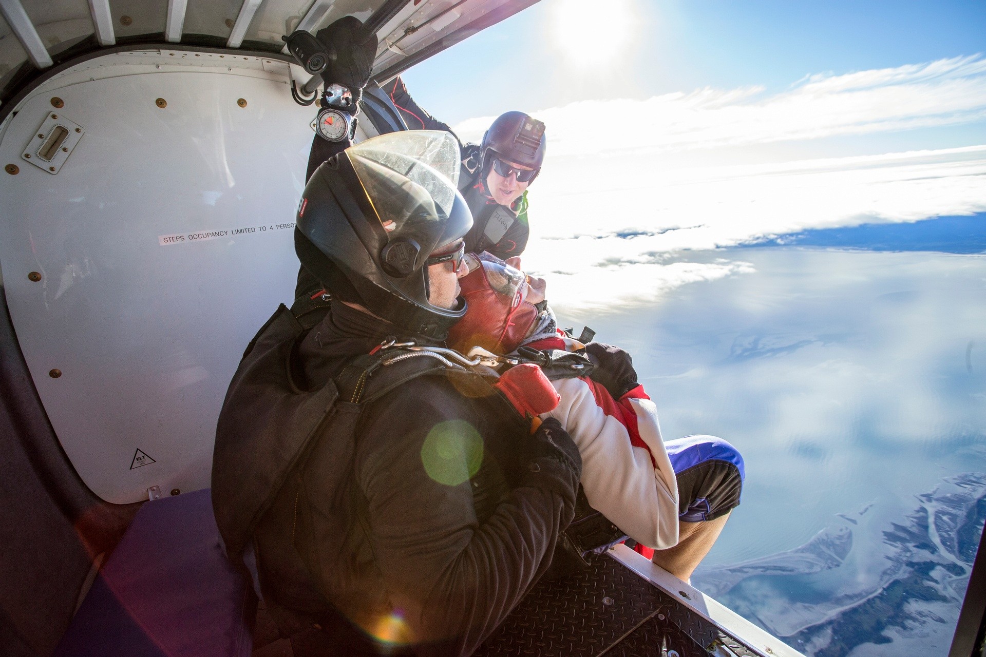 newzealand-south-abeltasman-skydive