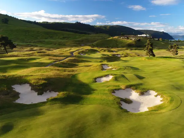 Nz north The Kinloch Club Taupo