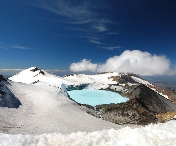 nz-north-mt ruapehu-sacred crate lake