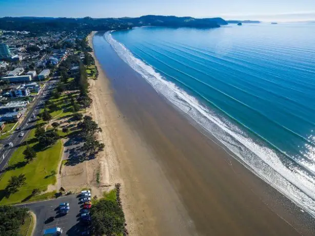 Nz north auckland orewa beach