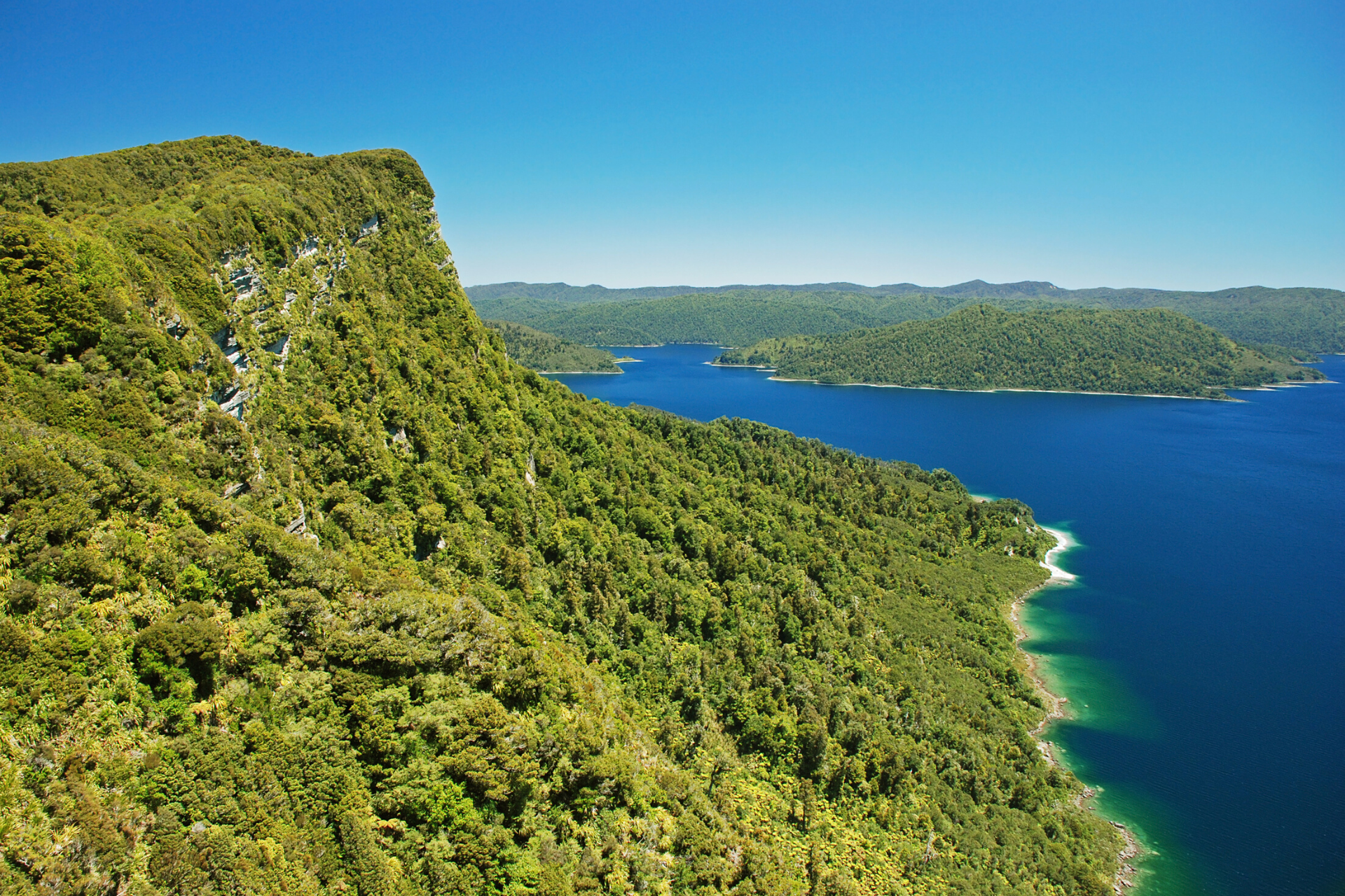 Nz north bayofplenty Lake Waikaremoana