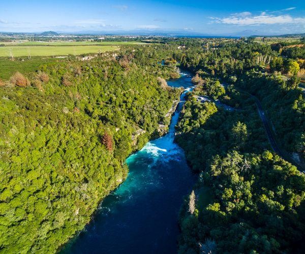 Nz north lake taupo huka falls rapids
