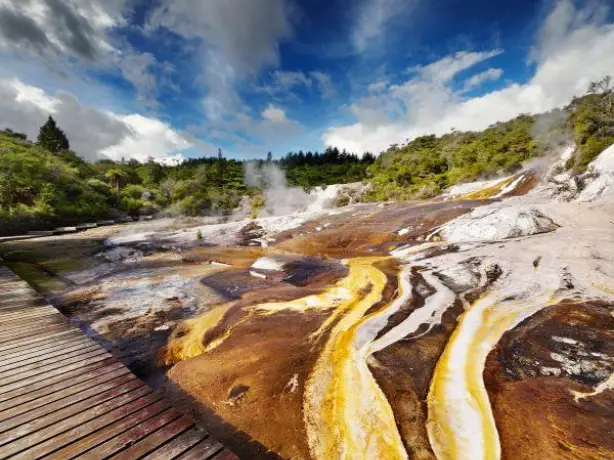 Nz north taupo geothermal orakei silica terraces