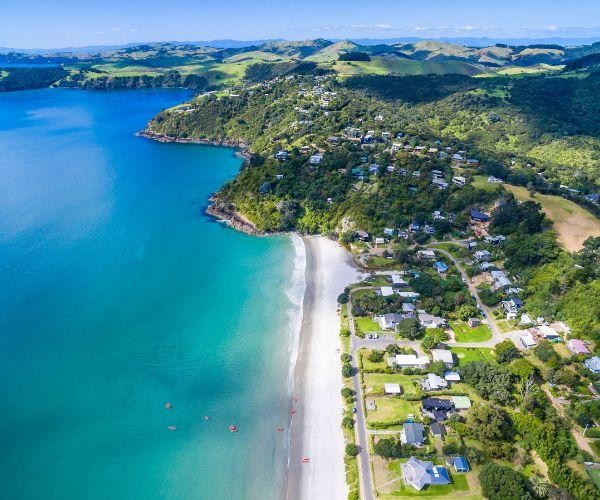 Nz north waiheke island onetangi beach aerial view