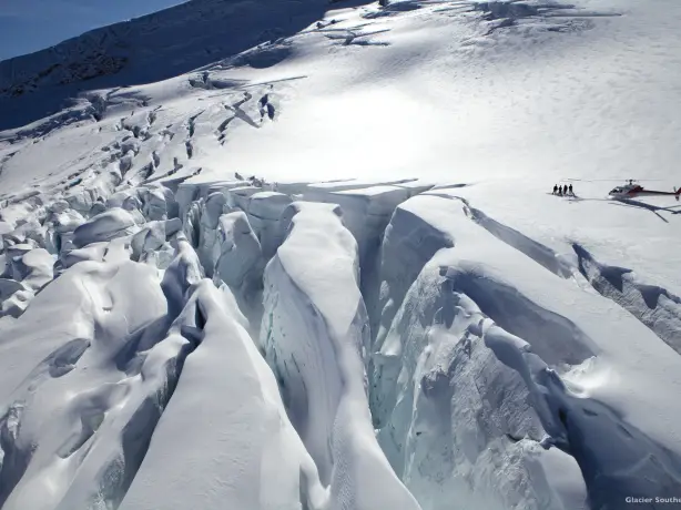 nz-south-Clarke Glacier-Canterbury-Glacier