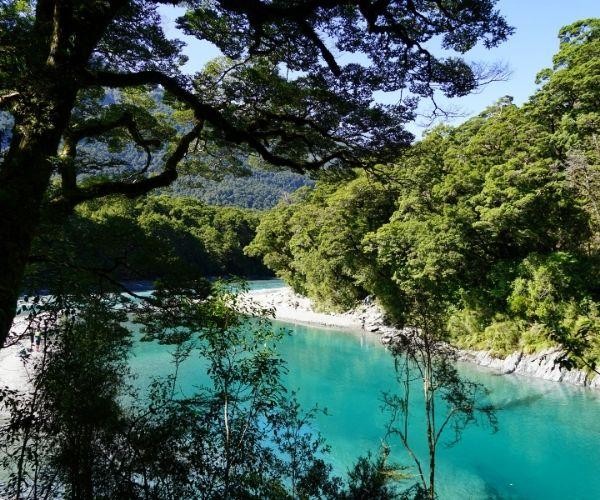 nz-south-mt aspiring-blue pools-views-hike