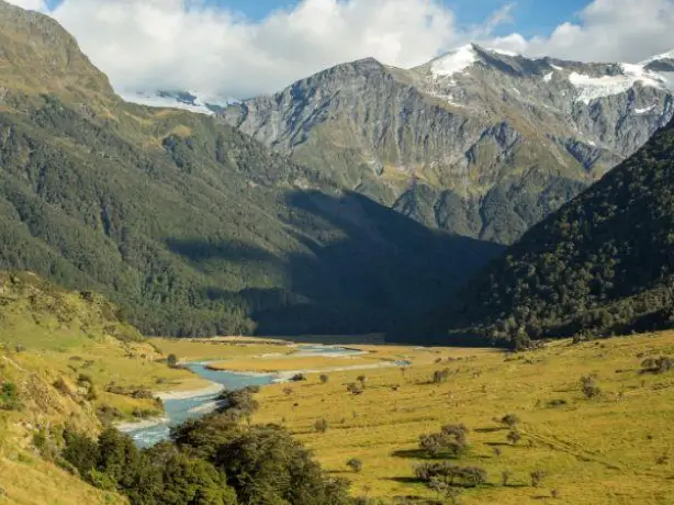 nz-south-mount aspiring-mountains