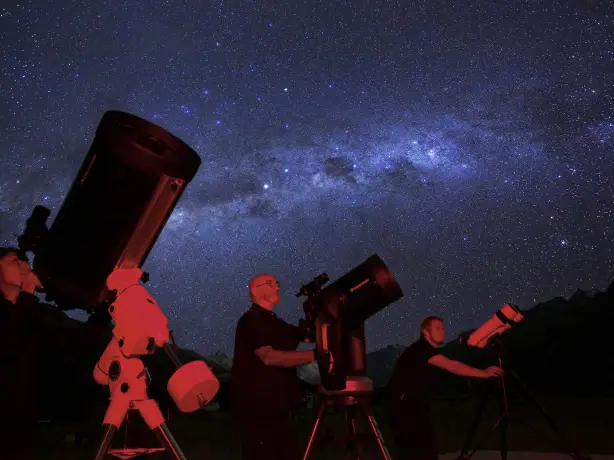 Nz south mount cook The Hermitage Mount Cook stargazing guides