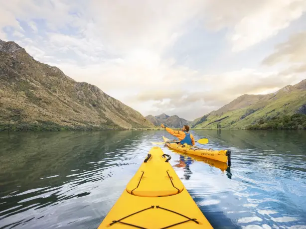 nz-south-queenstown-moke lake-kayak
