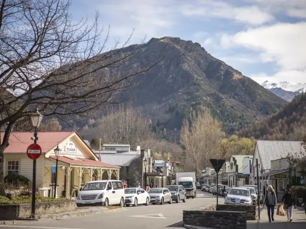 nz-south-queenstown-arrowtown