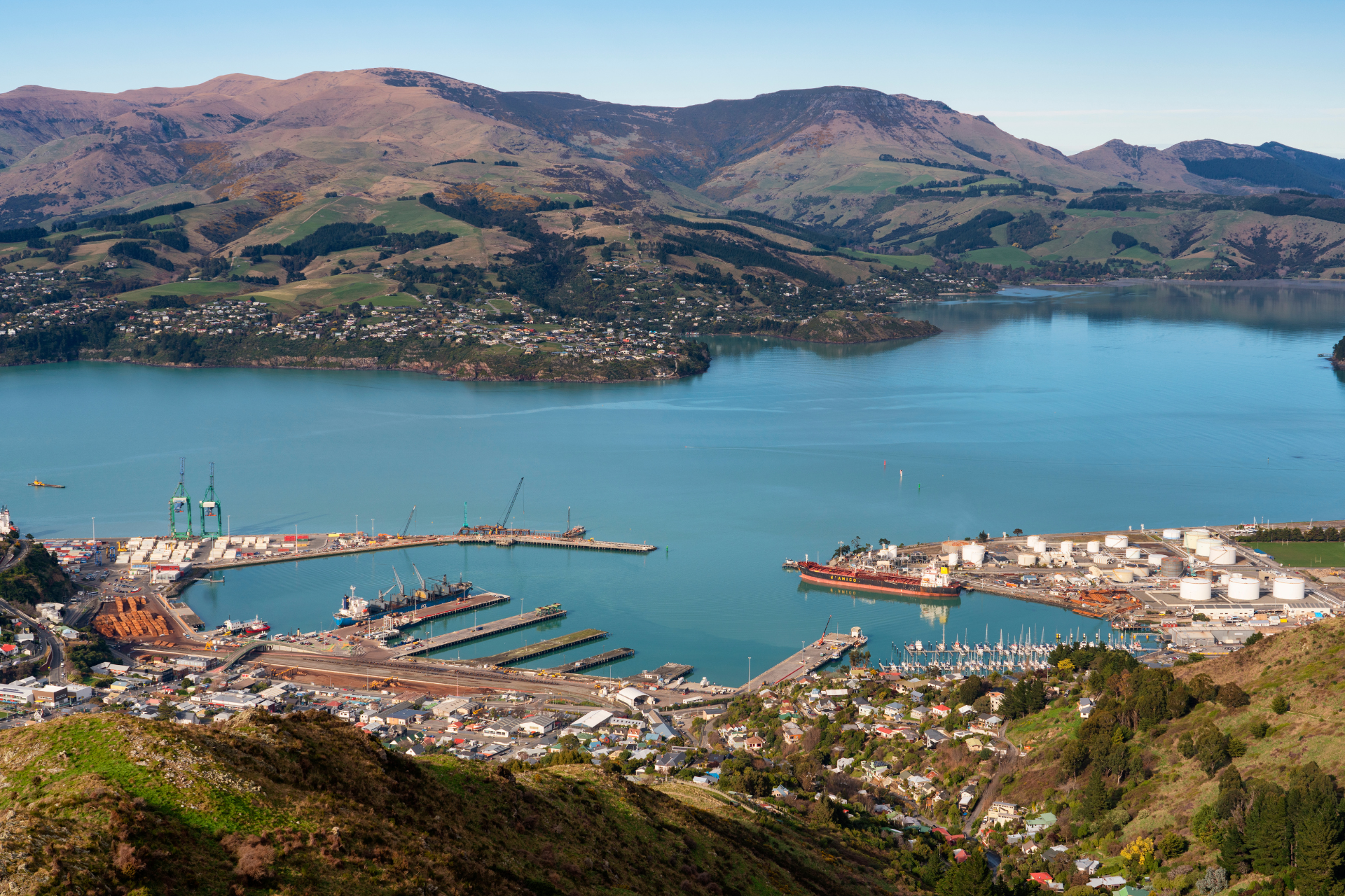 Ee blik van bovenaf op de haven van Christchurch