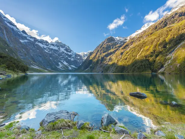 Newzealand south fiordland lakemarian