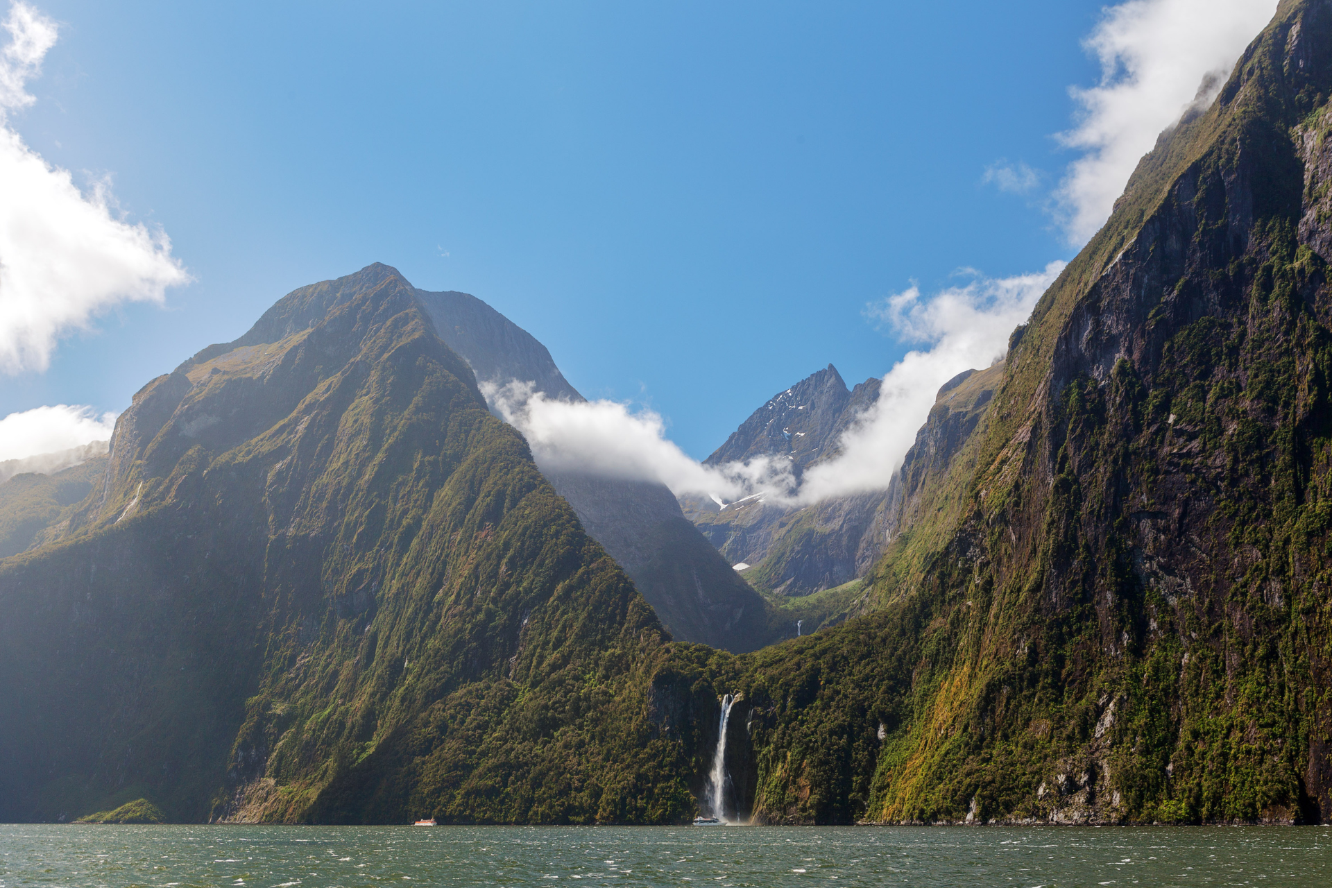 Newzealand south fiordland sterlingfalls
